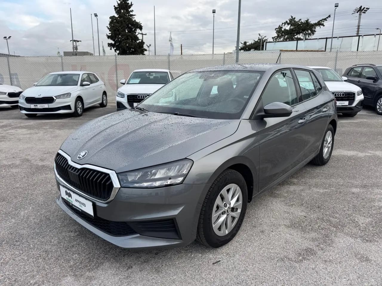 https://cdn.autoq.gr/websites/karenta.gr/images/vehicles/12226/img_12226_92728.jpg