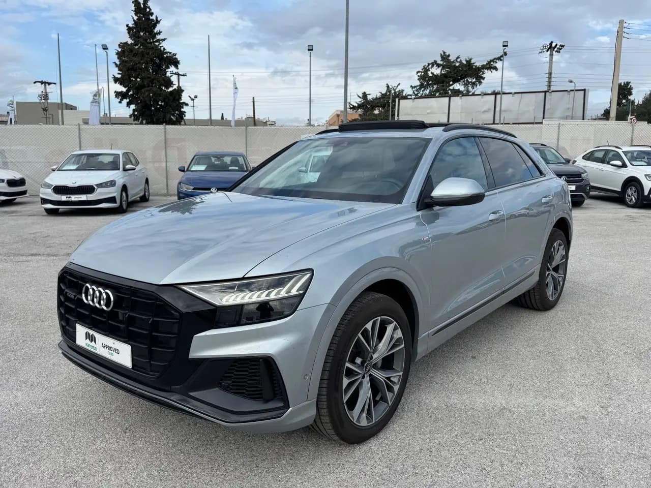 https://cdn.autoq.gr/websites/karenta.gr/images/vehicles/12359/img_12359_11815.jpg