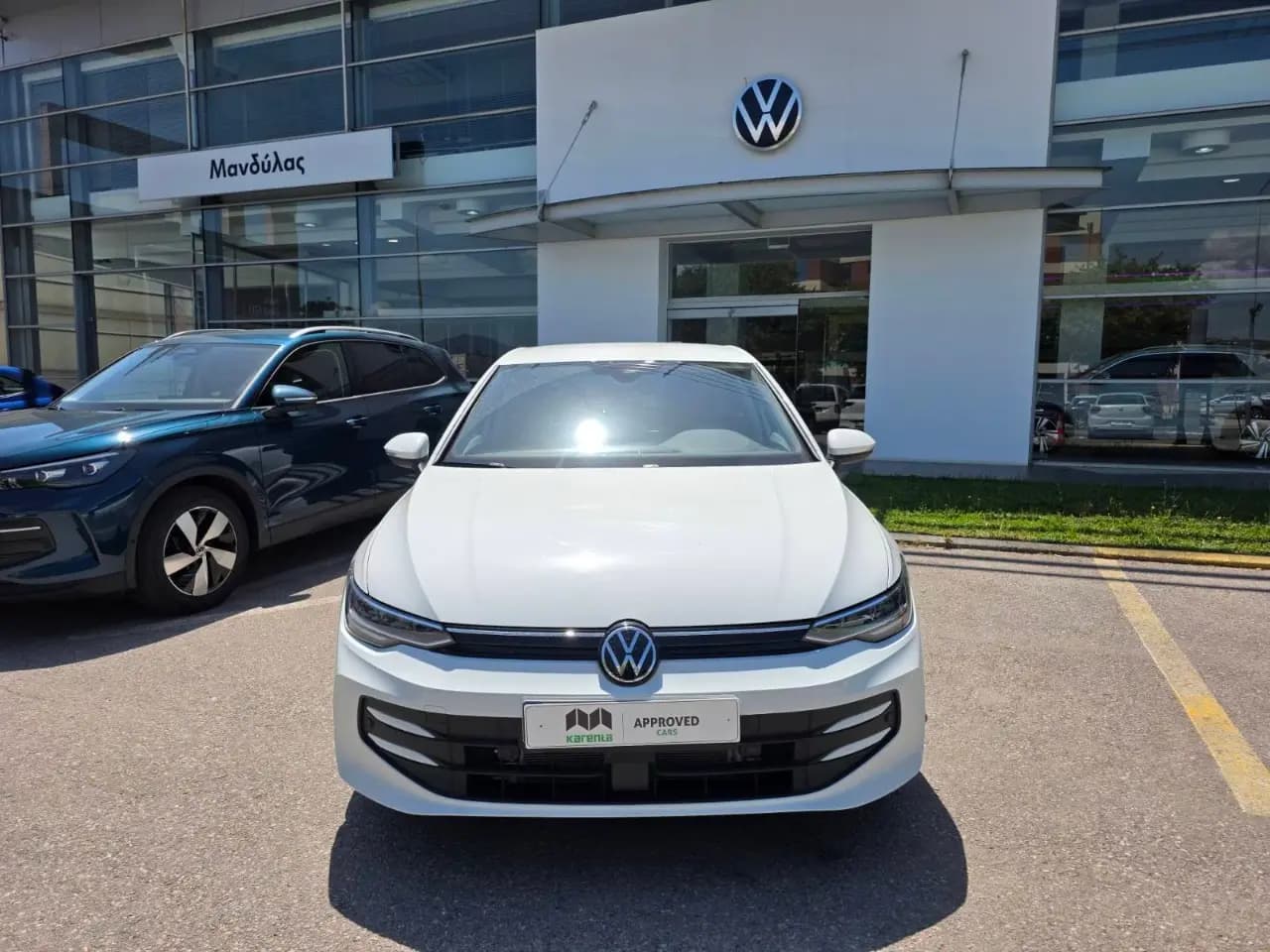 https://cdn.autoq.gr/websites/karenta.gr/images/vehicles/12646/img_12646_71734.jpg