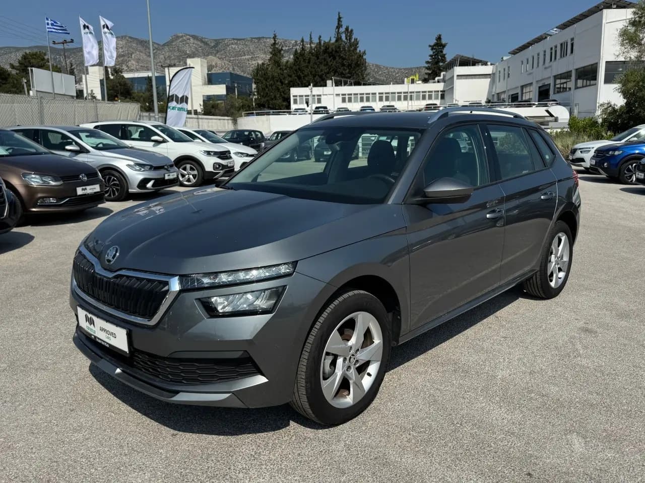 https://cdn.autoq.gr/websites/karenta.gr/images/vehicles/12758/img_12758_96955.jpg