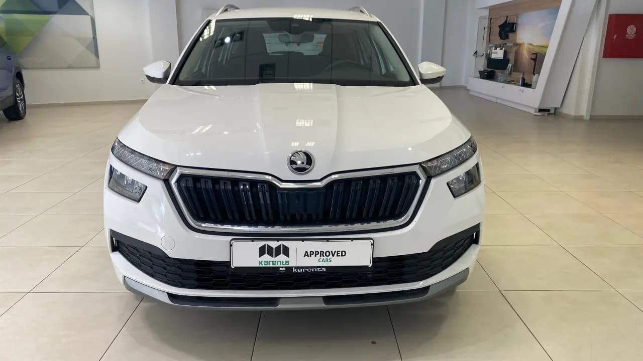 https://cdn.autoq.gr/websites/karenta.gr/images/vehicles/12801/img_12801_98033.jpeg