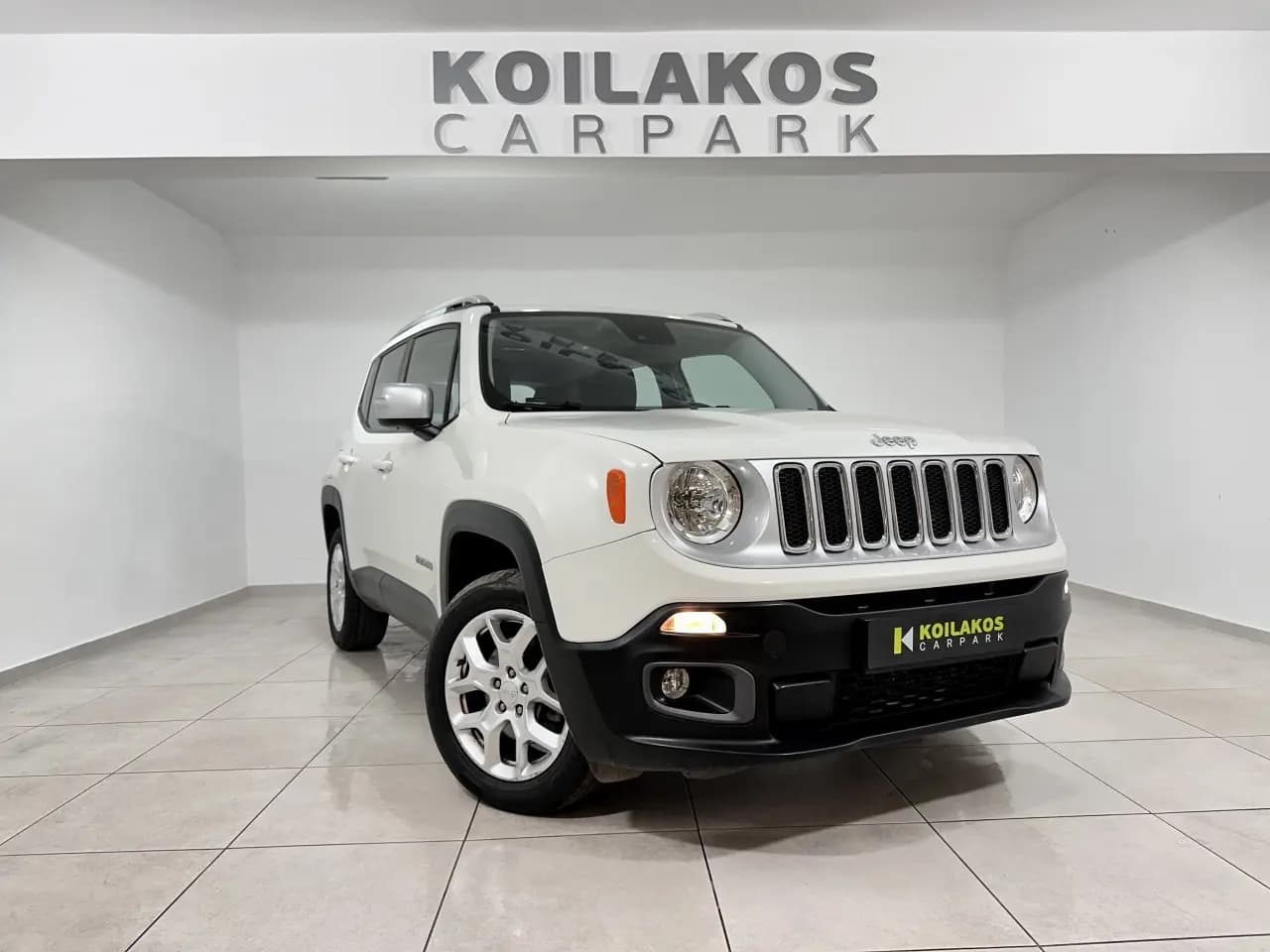 https://cdn.autoq.gr/websites/koilakos.gr/images/vehicles/1484/22919.jpg