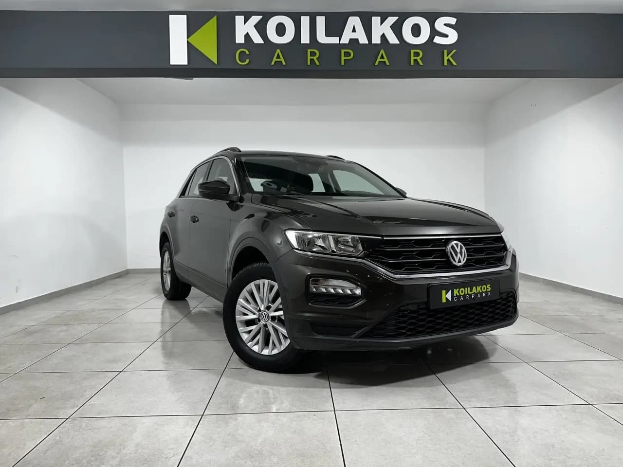 https://cdn.autoq.gr/websites/koilakos.gr/images/vehicles/1576/24704.jpg